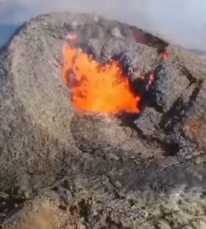 Erupsi gunung Lewotobi laki-laki di level IV 